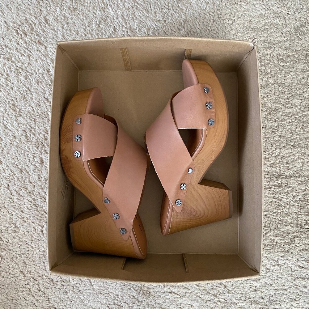 Lucky Brand Takara Slide Sandal – Nude/Tan – BRAND NEW – Sz 6.5